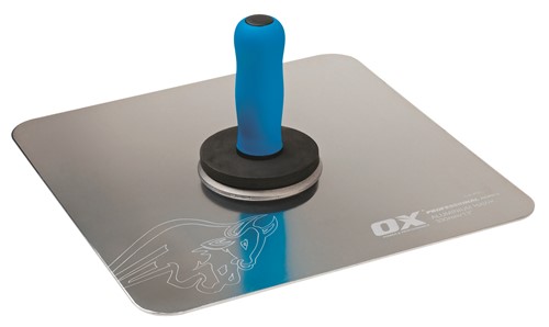 The  OX Plastering Hawk blade is manufactured from high quality tempered aluminium to give you a premium quality product.  The soft grip sponge rubber handle of the OX Plastering Hawk ensures optimum comfort and protection from blisters and callus.  The tempered aluminium blade is machine finished with rounded corners to prevent mortar from sliding over.  The dimensions of the blade is 330mm x 330mm to allow a generous amount of mortar to be held for plastering.