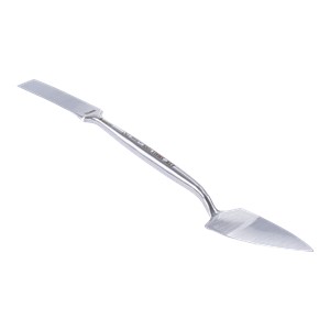 The OX Leaf and Square Plastering Trowel is small in design and structured to reach confined spaces. The Trowel is ideal for repairing plaster, filling coving mitres and ornamental plasterwork and is forged from high quality and heavy duty tempered carbon steel and is precision grounded.  The reduced size and light weight of the Hand Trowel makes it easy to use and its build quality ensures great value for money.