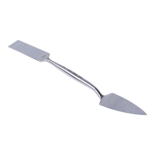 The OX Leaf and Square Plastering Trowel is small in design and structured to reach confined spaces. The Trowel is ideal for repairing plaster, filling coving mitres and ornamental plasterwork and is forged from high quality and heavy duty tempered carbon steel and is precision grounded.  The reduced size and light weight of the Hand Trowel makes it easy to use and its build quality ensures great value for money.