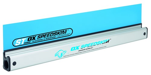 Semi flexible blade: The blade of the OX Speed skim Semi flexible plastering rule is made using high grade plastic that is built to Last, making the tool corrosion free and durable.  The unique flexibility of the OX Speed skim plastering system outperforms all other conventional featheredge&#39;s and Darby&#39;s, allowing the plaster to achieve flatter and faster finishes.  The ergonomic handle of the OX Speed skim Semi flexible rule offers a comfortable grip, thus reducing hand fatigue.  The Speed skim Semi flexible plastering rule is compatible with all Gypsum based plasters (hand and spray applied), traditional sand &amp; cement renders and insulated rendering systems.