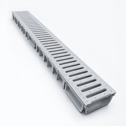 Easy to install as the required depth to dig down to is very small
Light Grey colour perfect for use with porcelain paving
A15 domestic rating
Click the grating in and out, no screws required
Designed in accordance with EN 1433
Easy to assemble
Quick waterflow drainage
High mechanical and chemical resistance
Lightweight
Easy to carry