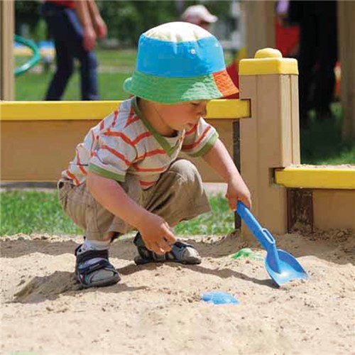 Play Pit Sand is a pale golden sand, that is perfect for play pits and sand tables. Approved to BS EN1177 and BS EN71-3 quality standards.