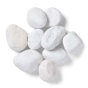 White Cobbles are a beautiful bright white cobble, which gives off a natural shine. Perfect to brighten up landscaping project. Ideal for use in rockeries and borders.