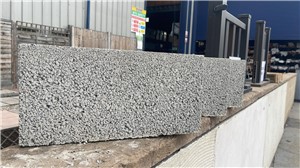 Our Ultra Lightweight concrete blocks are manufactured using an expanded clay which is produced in a rotary kiln at high temperature. This unique mix of clay and other lightweight aggregates gives the block excellent thermal resistance values making them ideal for internal partition walls. This block is great for render/plaster and ideal for accepting fixings.