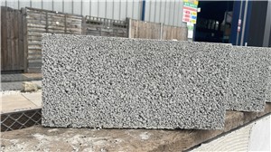 Our Ultra Lightweight concrete blocks are manufactured using an expanded clay which is produced in a rotary kiln at high temperature. This unique mix of clay and other lightweight aggregates gives the block excellent thermal resistance values making them ideal for internal partition walls. This block is great for render/plaster and ideal for accepting fixings.